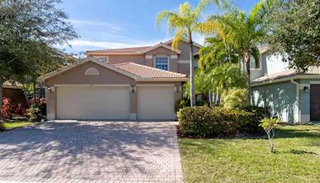 5317 Grand Banks Boulevard Green Acres, FL 33463