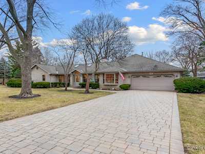 201 S School Ln Prospect Heights, IL 60070