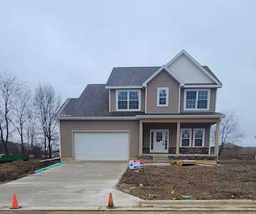 2610 Nature View Drive Warsaw, IN 46582