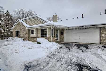 4418 Bay Lane White Bear Lake, MN 55110