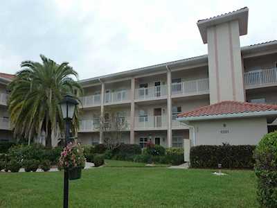 6501 Stone River Rd #206 Bradenton, FL 34203