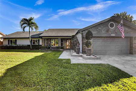 20280 NW 2nd St Pembroke Pines, FL 33029
