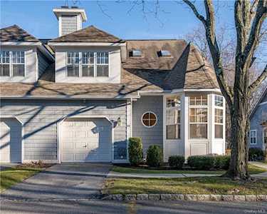 23 Mystic Drive Ossining, NY 10562