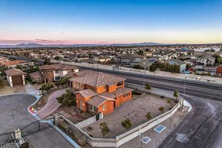 4010 N Tee Pee Ln Las Vegas, NV 89129