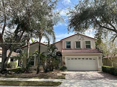 1617 SW 149th Ave Pembroke Pines, FL 33027