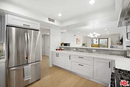 1417 S Westgate Ave #PH4 Los Angeles, CA 90025