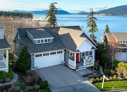 4610 Cutter Dr Anacortes, WA 98221