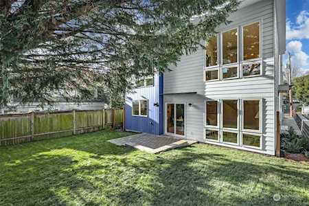 4408 Latona Ave NE Seattle, WA 98105