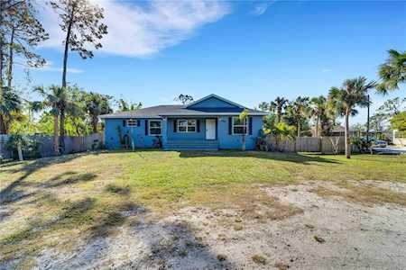 1651 Oxford Heights Ct Englewood, FL 34223