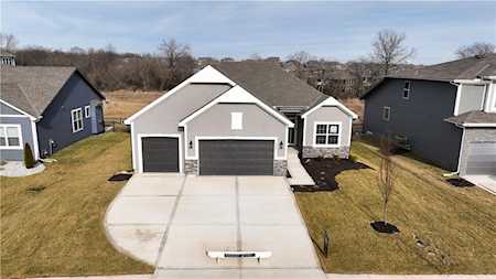 1536 SW Georgetown Dr Lee's Summit, MO 64082
