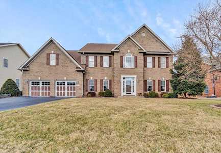 2183 River Oaks Salem, VA 24153