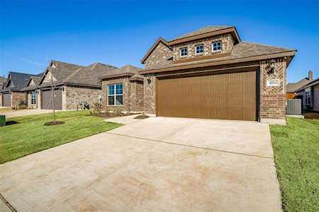 4504 Ridgehurst Lane Fort Worth, TX 76036