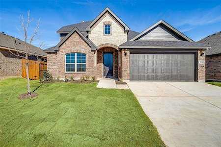 4512 Ridgehurst Lane Fort Worth, TX 76036