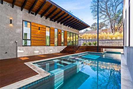 2702 Oak Park DR Austin, TX 78704