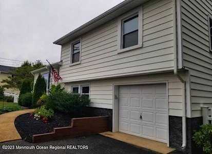 6 Jagger Ave Neptune Township, NJ 07753