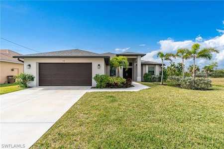 514 NE 21st Place Cape Coral, FL 33909