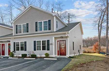 15 Gray Coach Ln #1505 Cranston, RI 02921