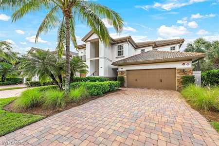 8080 Players Cove Dr #102 Naples, FL 34113