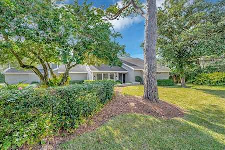 1004 Losillas De Avila Tampa, FL 33613