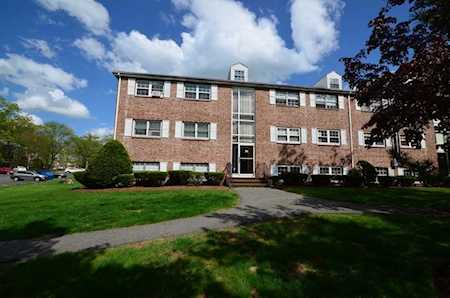 25 Edgelawn Ave #12 North Andover, MA 01845