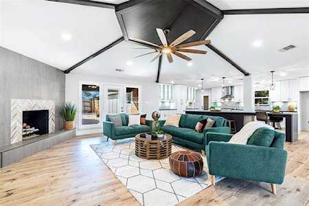 9020 Dunmore Drive Dallas, TX 75231
