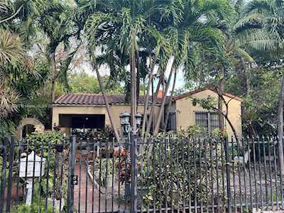 719 Lenox Ave Miami Beach, FL 33139