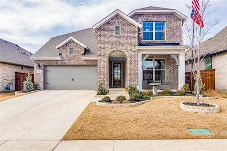 1325 Windflower Drive Aubrey, TX 76227