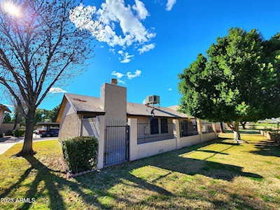 4658 W Continental Drive Glendale, AZ 85308