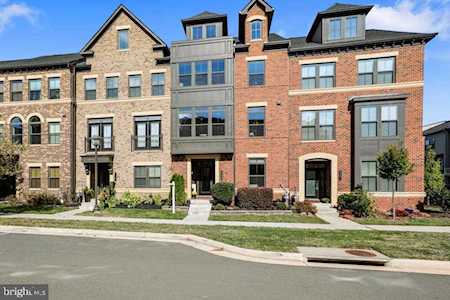 22479 Foundation Dr Ashburn, VA 20148