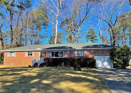 1440 S Twin Lake Rd Virginia Beach, VA 23454