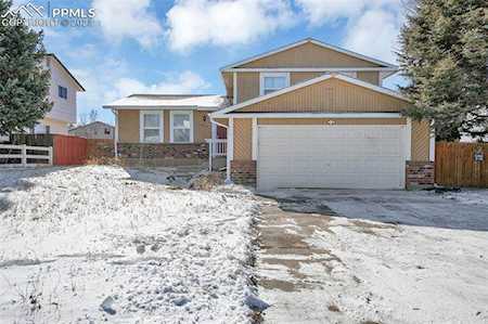2445 Maroon Bells Avenue Colorado Springs, CO 80918