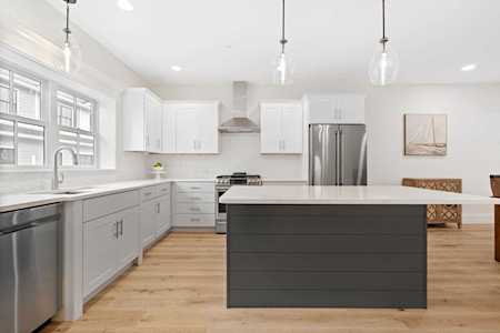 50 Cate St #16 Portsmouth, NH 03801