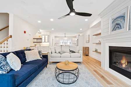 50 Cate St #22 Portsmouth, NH 03801