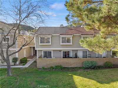 31373 The Old Rd #D Castaic, CA 91384
