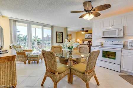 7330 Estero Blvd #208 Fort Myers Beach, FL 33931