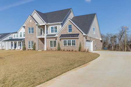 1545 Shalom St Murfreesboro, TN 37128