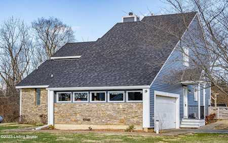 1809 Bass Cir La Grange, KY 40031