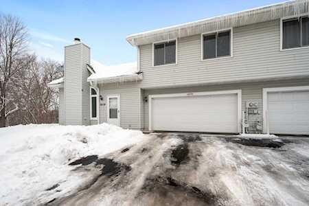 9279 Upland Lane N Maple Grove, MN 55369