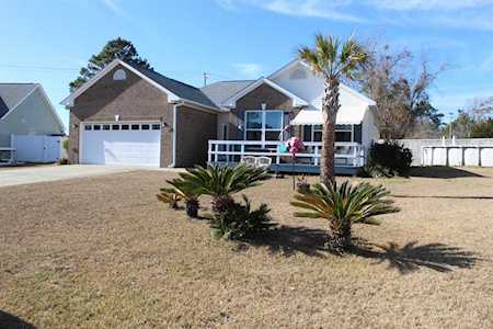206 Mint Ct. Little River, SC 29566