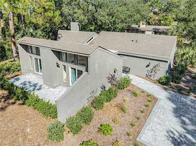 1 Merganser Ct Hilton Head Island, SC 29928