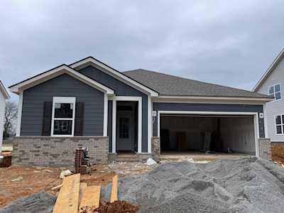 544 Ballard Dr White House, TN 37188