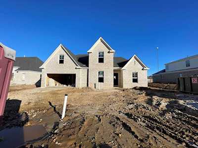50 Misty Meadow Ln Oakland, TN 38060