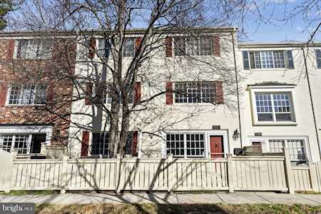 1377 Van Dorn St N Alexandria, VA 22304