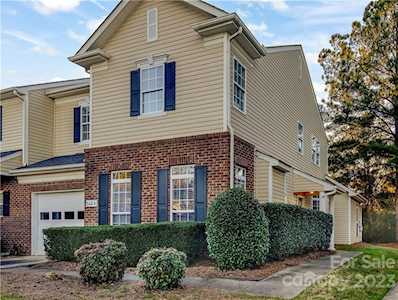 5424 Johnston Mill Ct Charlotte, NC 28269