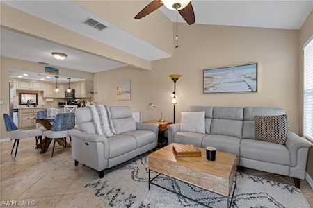 13262 Broadhurst Loop Fort Myers, FL 33919
