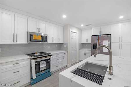 1723 Surfside Blvd Cape Coral, FL 33991