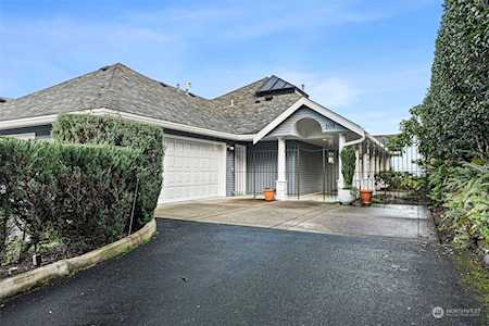 7221 Soundview Dr #101 Gig Harbor, WA 98335