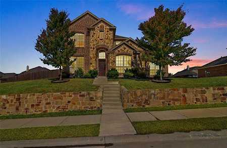 1270 White Water Lane Rockwall, TX 75087