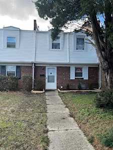 807 Lake Edward Dr Virginia Beach, VA 23462