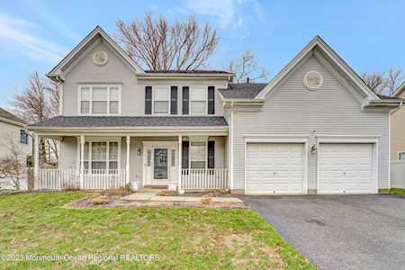 9 Mountain Laurel Rd Morganville, NJ 07751